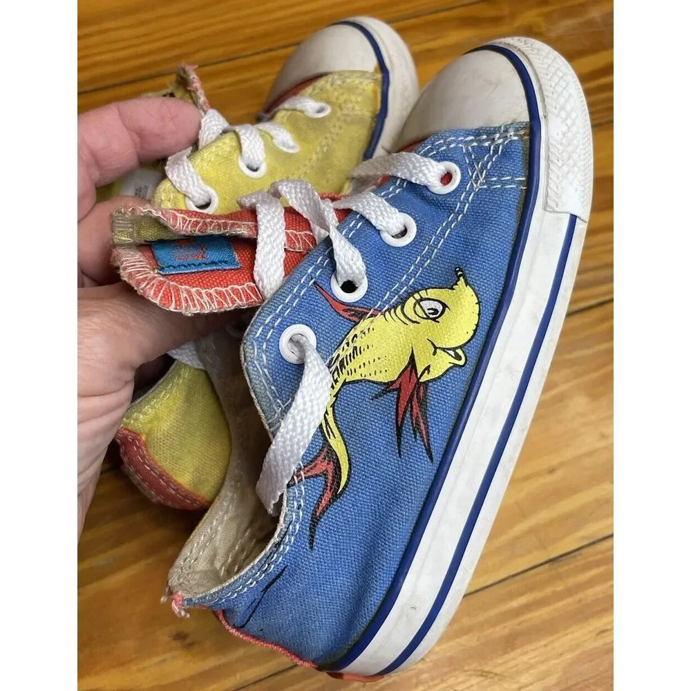 Converse Dr‎ Suess One Fish Two Fish Red Fish Blue Fish Kids Size 9